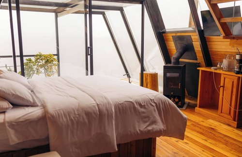 Sierra Hotel | "Boutique lodge with jacuzzi and unique views - El Cedro Soñado (Patate)"