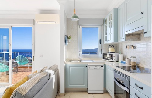 Tabaiba Apartment | Boutique loft with BBQ terrace & ocean views