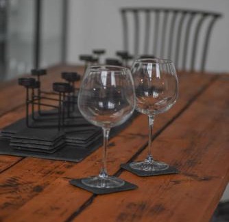 Hull Old Town House | Boutique Penthouse Apartment in Historic Hull HU1 - sleeps 6