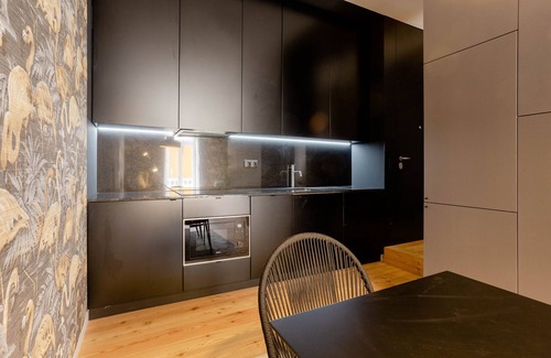 Centro / Baixa Apartment | Boutique Rentals- Art & Charm II apt w/terrace