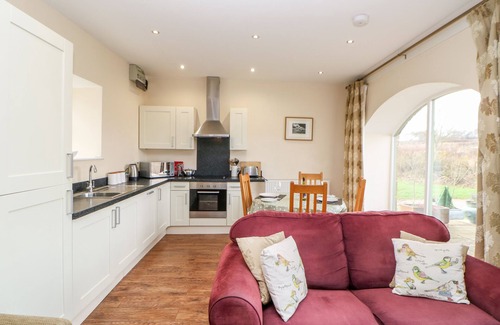 Kibblesworth Cottage | BOWES BARN, pet friendly, character holiday cottage in Ouston