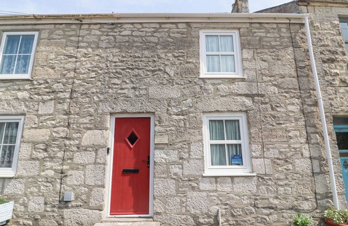 Isle of Portland Cottage | BOWMAN'S COTTAGE, romantic, with a garden in Wakeham, Portland