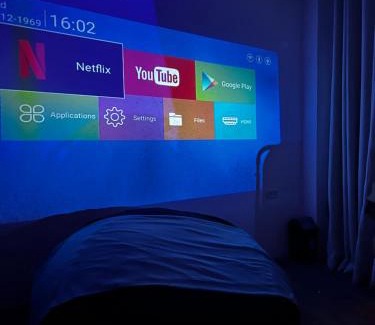 Amadeo Villa | Boxify Cabins