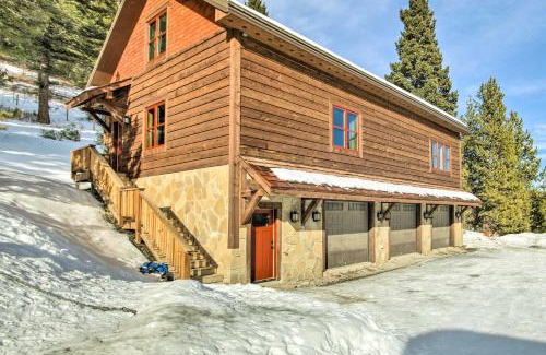 Bozeman House | Bozeman Cabin Deck with Jacuzzi and Gas Grill!