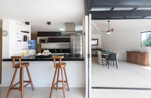 Alto de Buzios House | Geriba sunset