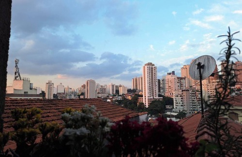 Sao Paulo House | Cozy grandma's house, close to Vila Madalena subway station