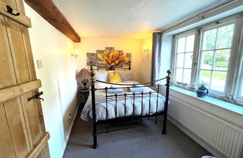Bradford-on-Avon House | Bradford on Avon holiday cottage 4 bedroom near Bath