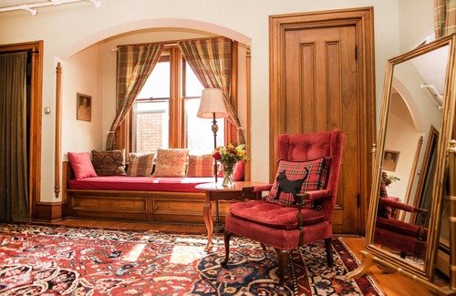 Cazenovia Hotel | Brae Loch Inn