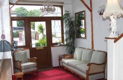 Paignton Bed & Breakfast | Braedene Lodge