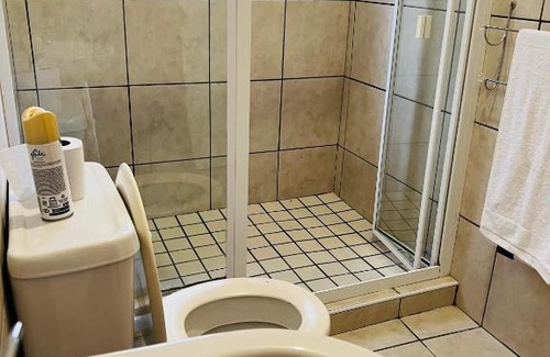 East London House | Braelyn Airbnb