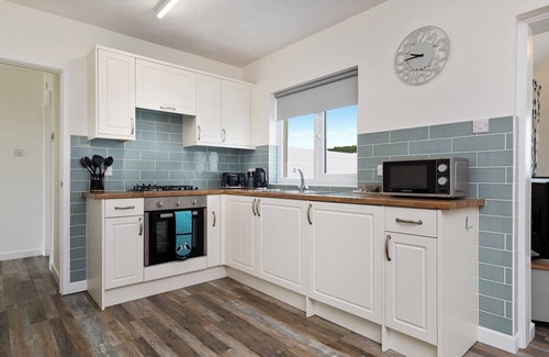 Begelly Cottage | Bramble Cottage - Dog Friendly Cottage, Hot Tub