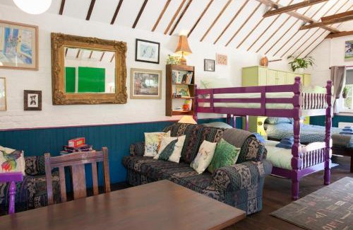 Woodfalls House | Bramble Cottage