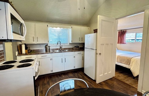 Harrison Hot Springs Hotel | Bramblebank Cottages