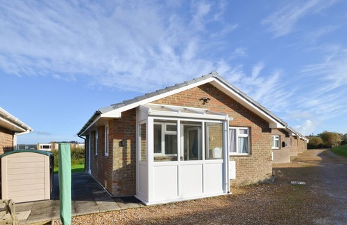 Freshwater Ski Chalet | Brambles Farm Bungalow