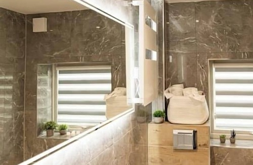 Wroxton Apartment | Brand NEW 2 Bed Luxury Apartment