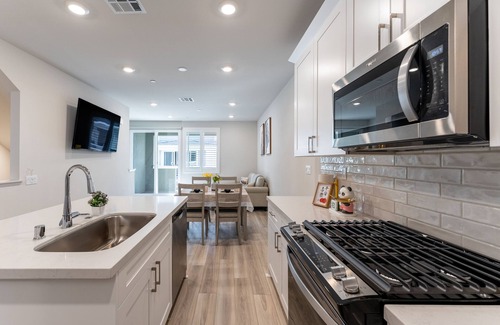 West Covina Condo | Brand New 3b3b Condo in the heart of West Covina