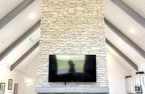 Indian Point House | Brand New 8 Bed/8.5 Bath Lodge with Lakeview on Indian Point