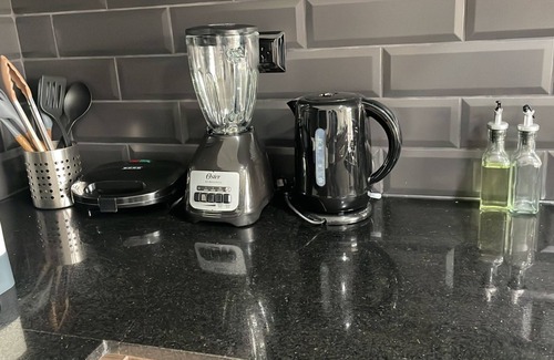 Santa Cruz Apartment | Brand new apartment, two blocks from the Malecon of Miraflores!