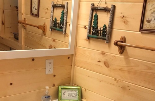 Inlet Cottage | Brand New Beach Front Cottage, located on 4th Lake, walking distance to town.