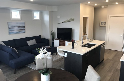 Okanagan-Similkameen House | Brand new grt local