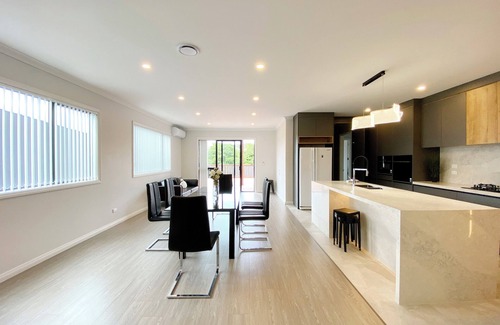 Ormiston House | Brand-New Large house Castlebane Drive