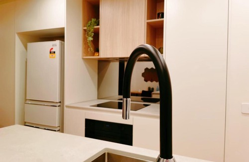 Braddon Apartment | Brand New Luxe SOL Canberra CBD One bedroom Apartment