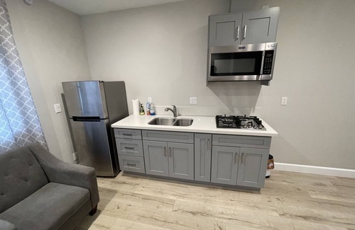 Agua Dulce Apartment | Brand new luxury guest suit Including laundry room