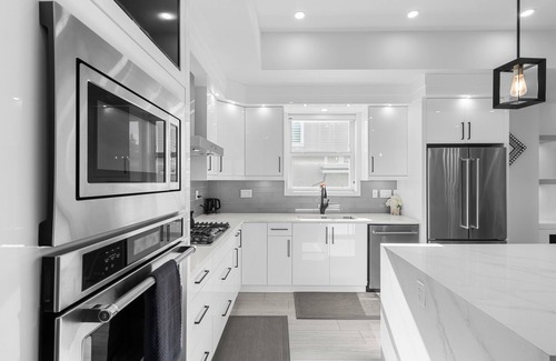 Surrey House | Brand New Luxury Home in White Rock/Surrey