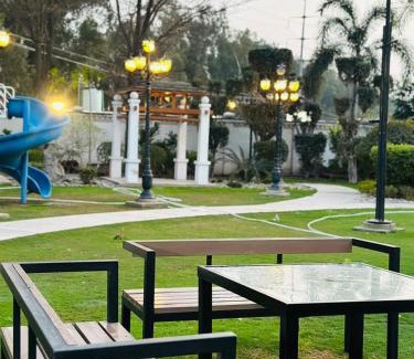 Lahore Apartment | Brand New Luxury's Apartments Lahore