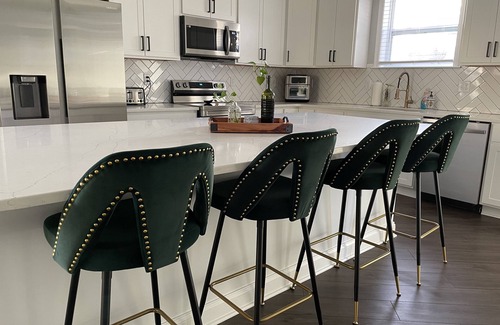 Riviera Beach House | Brand-new Modern Pasadena Home