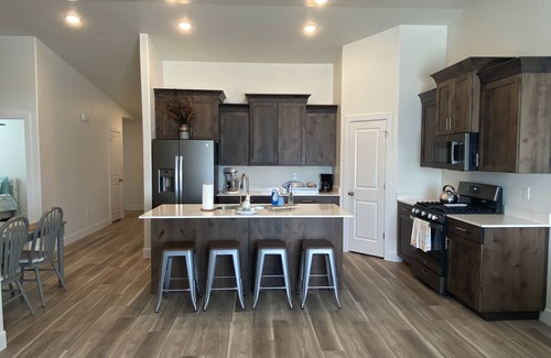 Cedar City House | BRAND NEW,Non-Smoking Property,Quiet part of town with beautiful mountain views!