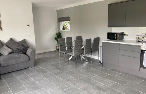 Bonvilston House | Brand new purpose built 3 bedroom holiday barn