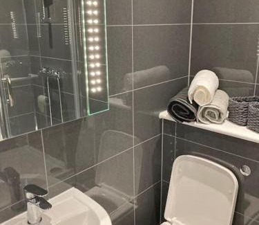 Bonvilston House | Brand new purpose built 3 bedroom holiday barn