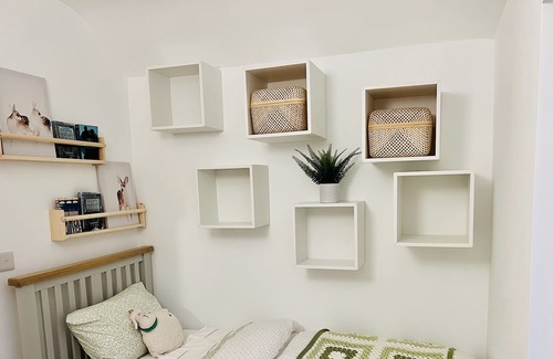 Dublin House | Brand New Renovation: Dublin central: Gilligan House