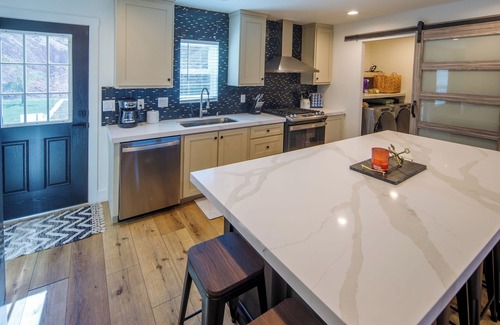 Parker Strip House | BRAND NEW 🌟Spacious🌟 Parker Strip Oasis TONS OF BOAT PARKING