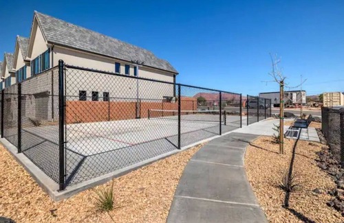 Santa Clara House | Brand NEW St. George Getaway!