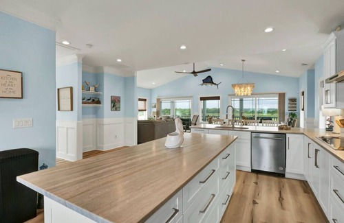 North Topsail Beach House | Brand New! This is it, stay at a resort home!