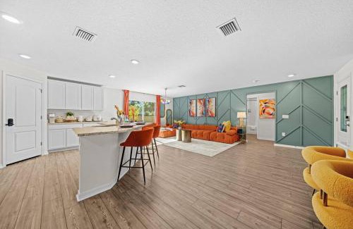 Palm Bay Apartment | Brand New Theme House w Game Room - Encanta Magical