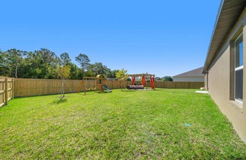 Palm Bay Apartment | Brand New Theme House w Game Room - Encanta Magical