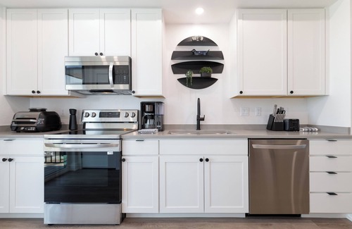 Grand Junction House | Brand NEW Townhome in Downtown Grand Junction! NO EXTRA FEES!