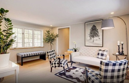 Bolton-Ouest House | Brand newly renovated 3 bedroom home.