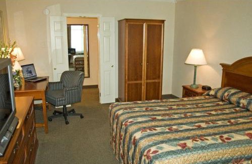 Wilmington Hotel | Brandywine Valley Inn SureStay Plus by Best Western
