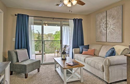 Branson Apartment | Branson Condo on Golf Course with Pool Access!