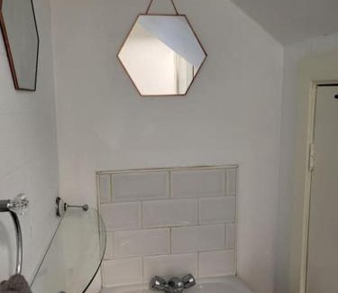 Wallsend Apartment | Branxiar Deluxe - 1bedroom Executive Suite & Apartment in Wallsend
