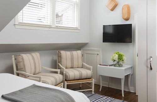 Nantucket Town Bed & Breakfast | Brass Lantern Inn