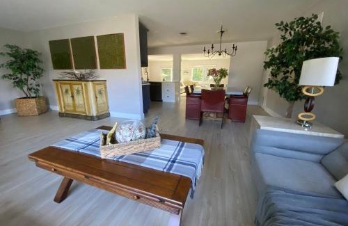 Palm Beach Shores House | Bravado Breeze