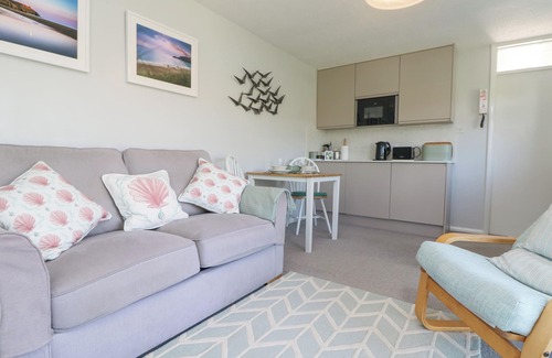 Praa Sands Cottage | BRE AN MOR, country holiday cottage, with a garden in Praa Sands