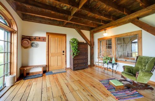 North Pownal House | Breathtaking Mtn Views Stylish Rustic Retreat!