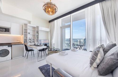 Al Barsha Apartment | Breathtaking view compact & modern spacious studio