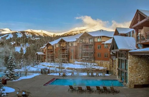 Four O'Clock Condo | Breckenridge - Grand Timber Ski-In/Ski Out